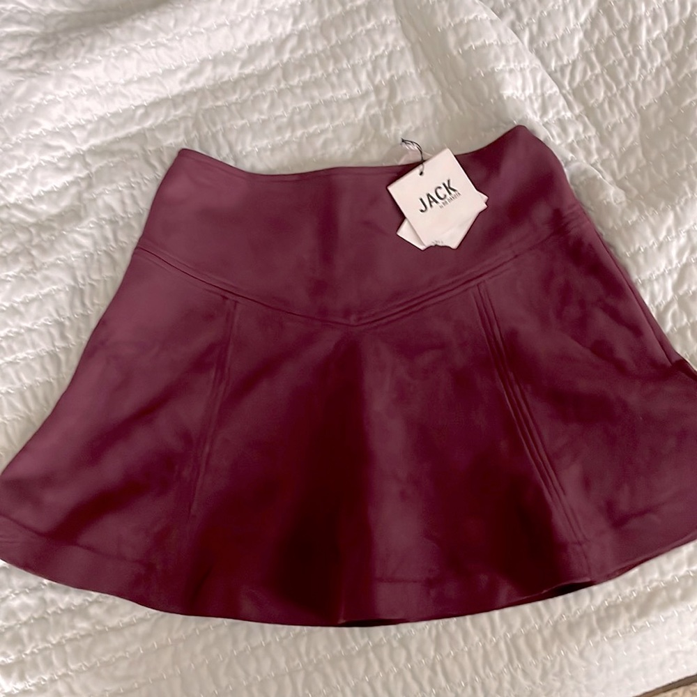 Jack BB Dakota dark fig suede skirt A-line size 2 purple NWT
